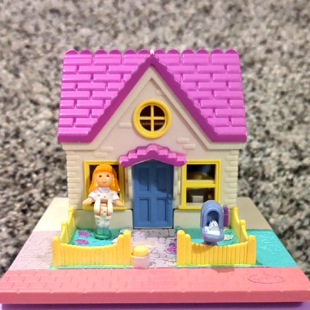 Vintage Blue Bird Cozy Cottage